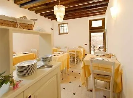 Ca' Lucrezia 3* Veneza