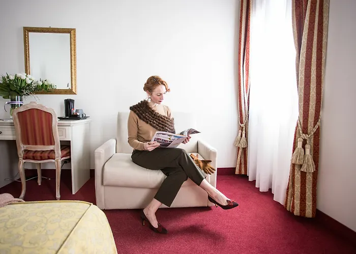 Ca' Lucrezia Гостевой дом 3*