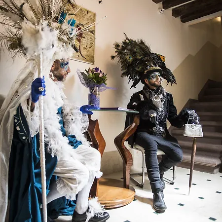 Πανσιόν Ca' Lucrezia