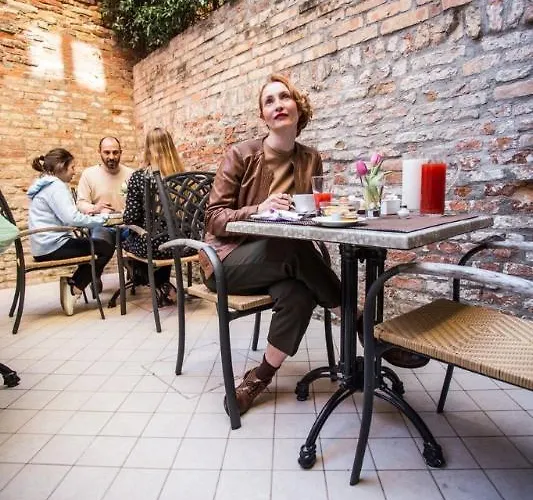 Ca' Lucrezia Πανσιόν 3*