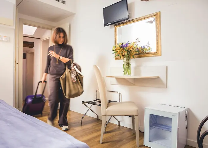 Πανσιόν Ca' Lucrezia