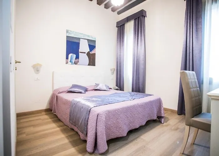 Ca' Lucrezia Πανσιόν