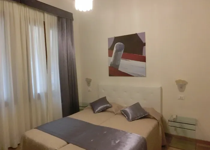 Πανσιόν Ca' Lucrezia