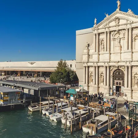 로칸다 카 루크레치아 3*