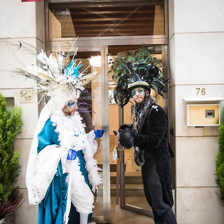 Ca' Lucrezia Gæstehus 3*