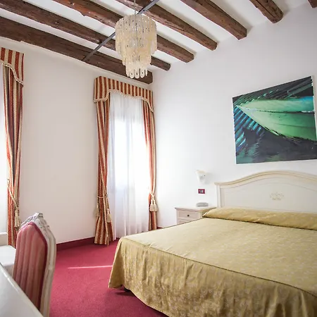 Ca' Lucrezia Gæstehus Venedig